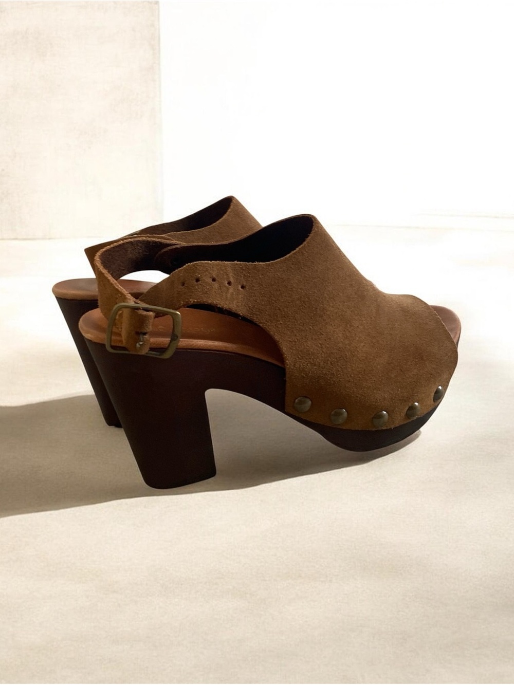 Mila Paoli  Italian Leathers Brown Clog Heels with Buckle Strap